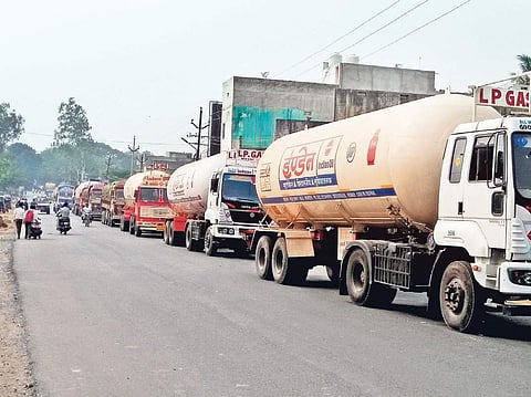 Vehicles stranded near Jeypore Traffic Chowk on Thursday | Express