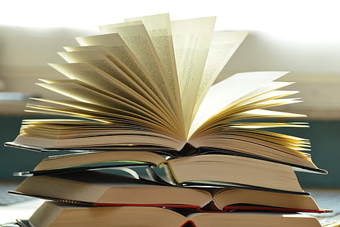 Of books, female narratives and feminism! 