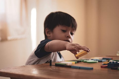Soft wearable sensors to detect disabilities in premature kids 