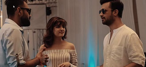 DJ Chetas (L), Shirley Setia (C) and Atif Aslam (R) | YouTube screengrab