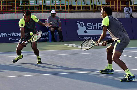 Sanchai Ratiwatana and his twin brother Sonchat in action during the Chennai Open Challengers. (EPS | P Jawahar)