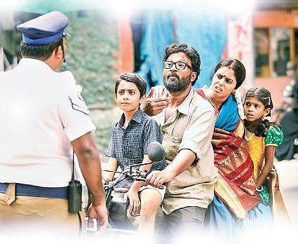 A still from Savarakathi.