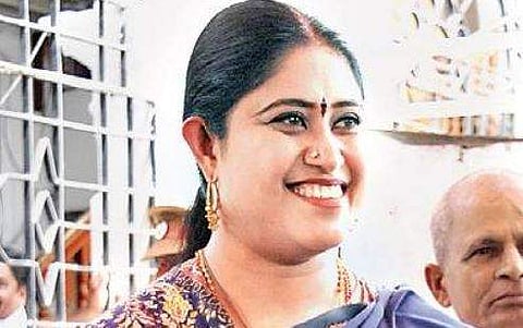 S Vijayadharani