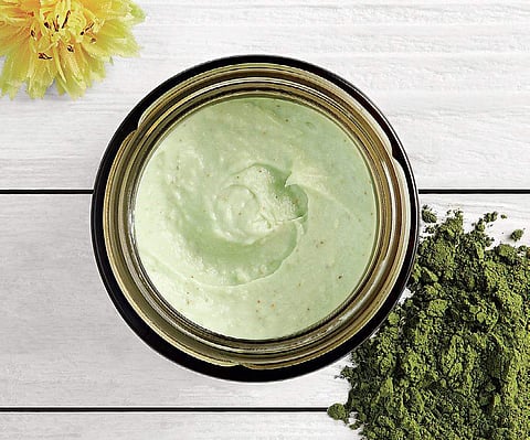 Green and Brown Bring the Perfect Glow