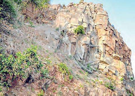 Works to prevent landslides on second ghat road of Tirumala at brisk pace