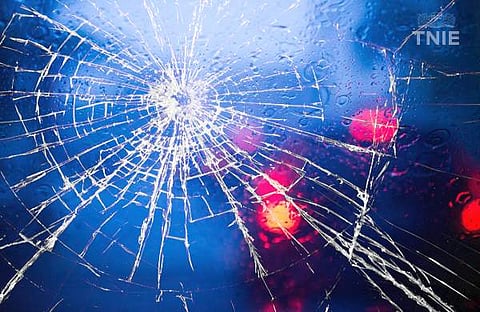 Kochi: Tipper lorry driver hurt in mishap