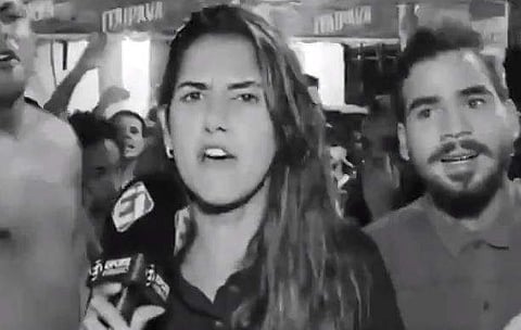 Screengrab from campaign video with the slogan #DeixaElaTrabalhar.