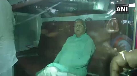Lalu who has so far been convicted in four fodder scam cases and lodged in jail since December last, boarded the Ranchi-New Delhi Rajdhani Express along with his aides. | Twitter.com/ANI