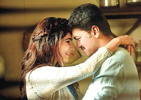 Samantha Ruth Prabhu and Vijay in Mersal.