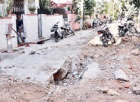 The damaged roads at Ankamma Nagar in Guntur | Express