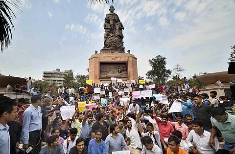 SSC aspirants stage protest | PTI