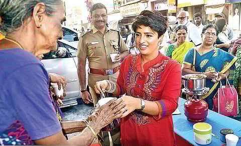 Uppma Virdi making tea for passersby at Mylapore