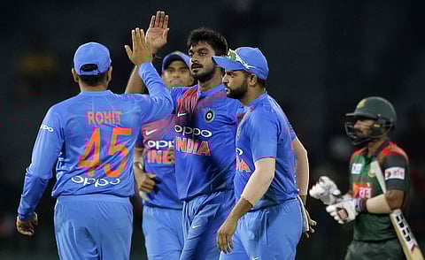 India's Vijay Shankar, third right, celebrates the dismissal of Bangladeshi batsman Mahmudullah during their Twenty20 cricket match in Nidahas triangular series in Colombo, Sri Lanka, Thursday, March 8, 2018. | AP