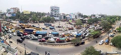 A seeminly endless journey on the NH Bypass, Vyttila Junction   Albin Mathew