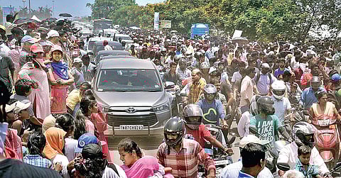 Traffic comes to a standstill on the East Coast Road as people put DefExpo-2018 on their to-do list on Saturday | P Jawahar
