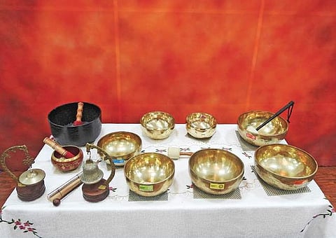 The Tibetan bowls used for the therapy