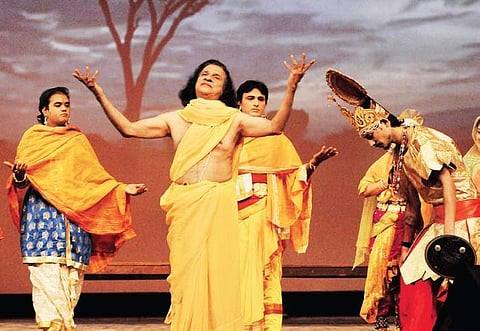 Performace of Mahan Budha, choreographed by AV Satyanarayana (right)