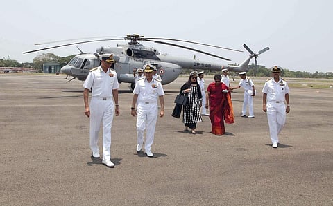 Admiral Sunil Lanba, Chief of the Naval Staff (CNS), being received at the Naval Air Station, INS Garuda, by Vice Admiral A R Karve, Flag Officer Commanding-in-Chief (FOC-in-C) Southern Naval Command, and Sharmila A Karve, president, NWWA, (Southern Regio