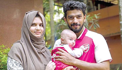 Inzamam Ul-Haq with wife Fida Sanam and their baby Mehd Ozil.
