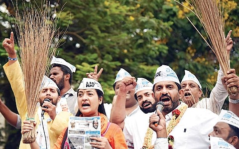 Delhi AAP MLA Alka Lamba and Delhi minister Imran Hussain campaigning for party candidate Prithvi Reddy at HBR Layout in Bengaluru | Nagaraja Gadekal