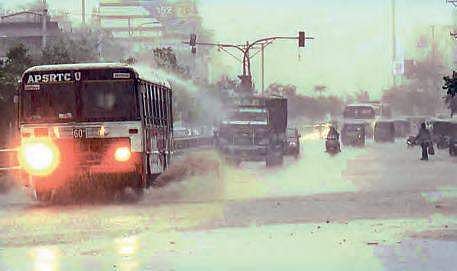 Lightning strike kills three teens in Andhra Pradesh, IMD forecasts thunderstorms
