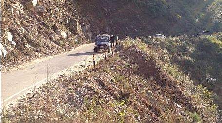 In this representational image, the Rudraprayag-Gaurikund highway is seen. (Vikram Sharma | EPS)
