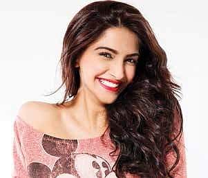 ‘Working with women is less stressful’