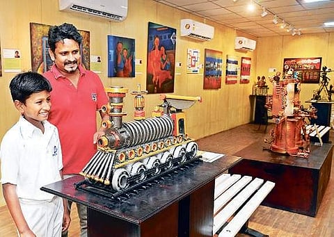 Nine artists exhibited their paintings at the art camp|Photo: Martin Louis