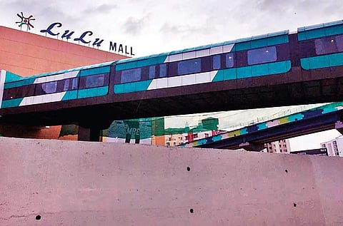 The new skywalk connecting Lulu mall and Kochi metro