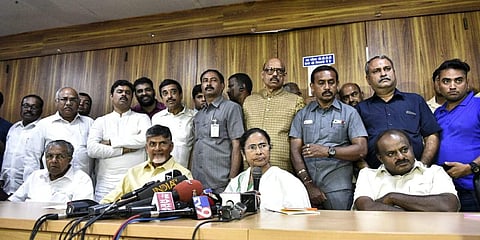 (L-R) West Bengal CM Mamata Banerjee, Karnataka CM H D Kumaraswamy Kerala CM Pinarayi Vijayan and Andhra Pradesh CM N Chandrababu Naidu during a meeting at Andhra Bhawan in New Delhi on June, 16 2018. (EPS| Shekhar Yadav)