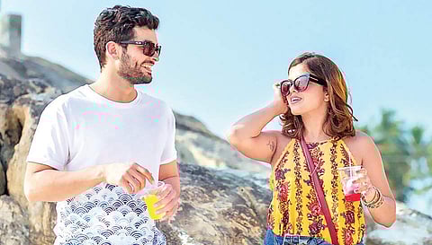 Still from Katheyondu Shuruvagide