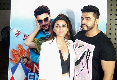 Arjun Kapoor and Parineeti Chopra along with director Vipul Amrutlal Shah enjoyed the wrap-up party of their upcoming film 'Namaste England' along with producer Jayantlial Gada and his family. | Twitter