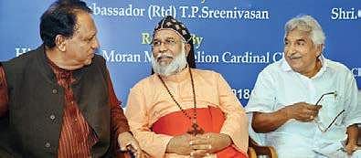 Former diplomat T P Sreenivasan sharing a light moment with Cardinal Baselios Cleemis and Oommen Chandy during the release of his book ‘Education of an Ambassador-Reflections on Higher Education Reform in Kerala’ in Thiruvananthapuram on Friday | Vincent 