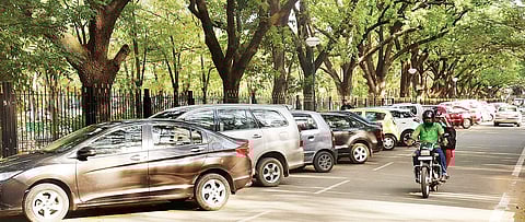 People who park cars at the Lalbagh Botanical Garden will have a system similar to those in malls.