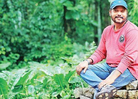 Malayalam Art Director Joseph Nellickal discusses his experiences in the films, Runway, Robin Hood, Anwar, Lion, and Naran.