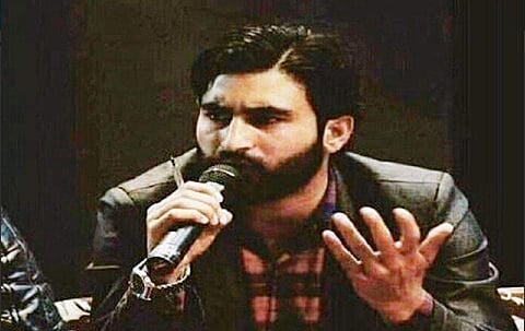 Hizbul Mujahideen commander Manan Wani (Photo | Twitter/@Kashmirlife)