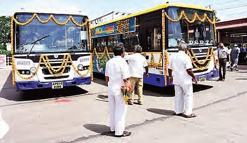 Four metro bus services launched between Vijayawada and Amaravati