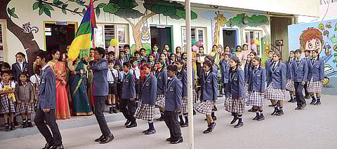 School’s ‘Bagless Day’ every week hit with students 