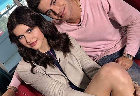 Alexandra Daddario with fellow actor Zac Efron / Instagram