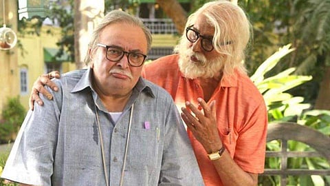 Rishi Kapoor and Amitabh Bachchan in '102 Not Out'.