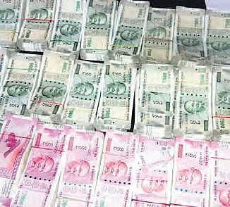 The stolen Rs 41 lakh recovered from Sudha, a housewife | Express