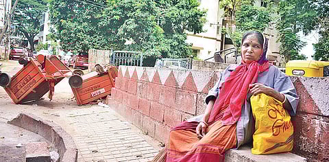 Kondamma reports for work every day, in the hope that she will be paid and all will be well