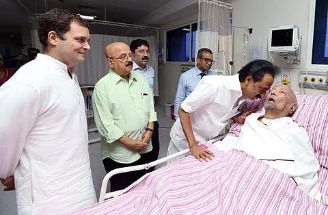 Congress chief Rahul Gandhi visits DMK president M Karunanidhi at Kauvery hospital on July 31, 2018 as MK Stalin speaks to his his ailing father. (Photo | Special arrangement)