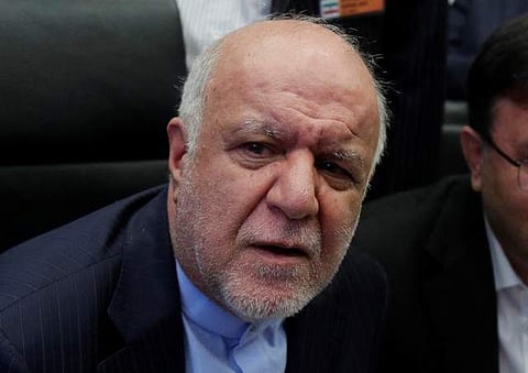 Iran's Oil Minister Bijan Zanganeh talks to journalists at the beginning of an OPEC meeting in Vienna. (Photo: Reuters)