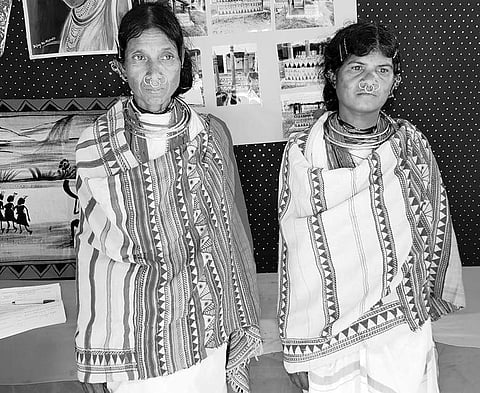 Dongria women wearing Kapdaganda shawls | Express