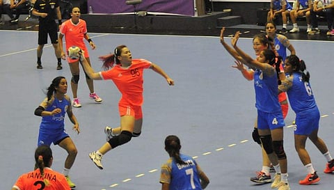 Kazakhstan women beat India 36-19 (Photo | Twitter @AHFKuwait)