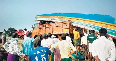 Over 700 fishermen from the Vizhinjam-Anchuthengu coastal belt on board the 127 boats actively took part in the rescue operations. | Express Photo Services