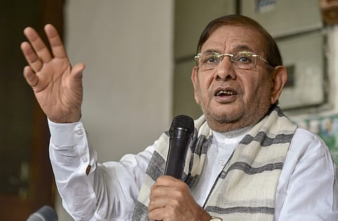 Loktantrik Janata Dal leader Sharad Yadav addresses the media on the issue of Kerala floods at his residence in New Delhi on Monday Aug. 27 2018. | PTI
