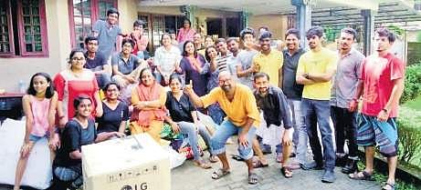 Volunteers of Do For Others team