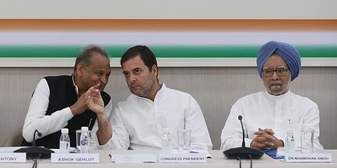 Congress president Rahul Gandhi, senior party leaders Ashoka Gehlot and Ghulam Nabi Azad and Former PM Manmohan Singh at Congress Working Committee meeting in New Delhi on Saturday. | (Photo | Shekhar Yadav/ EPS)